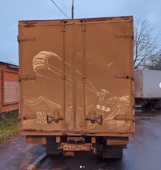 Грязь на фургонах