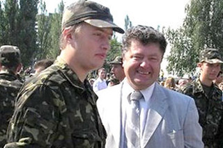 Люди массово уезжают из Украины