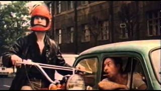 Мотоциклист подарил мальчику мгновение радости