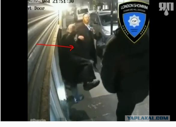 Негр отлупил двух ортодоксальных евреев