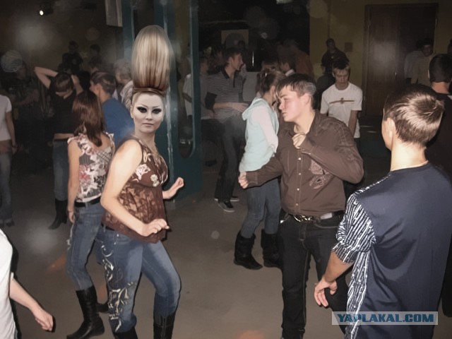 У нее там матрешка?