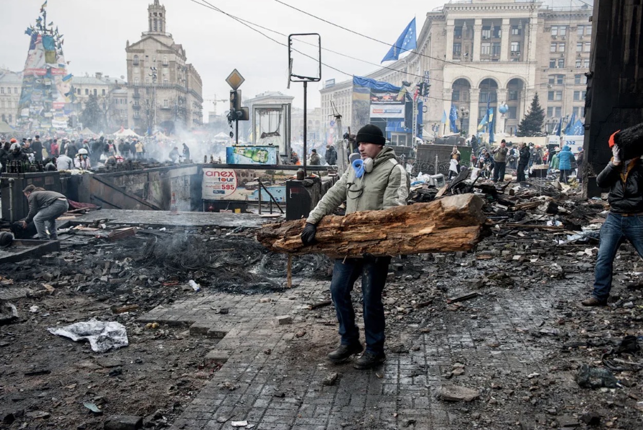 Украина сегодня час назад. Евромайдан 2014. Майдан после войны.