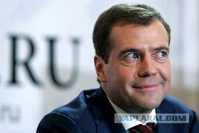 В Кремле увидели заказной характер критики высказываний Медведева