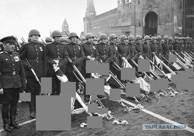 В музее скрывают свастику?