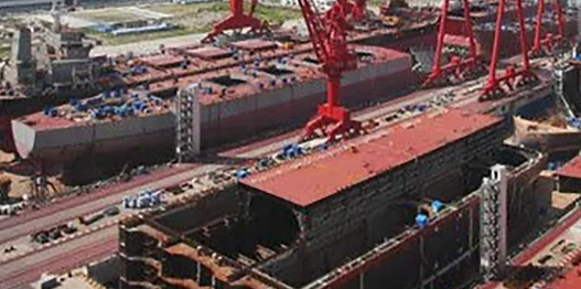 В Китае назвали проржавелый авианосец «Адмирал Кузнецов» позором российского флота
