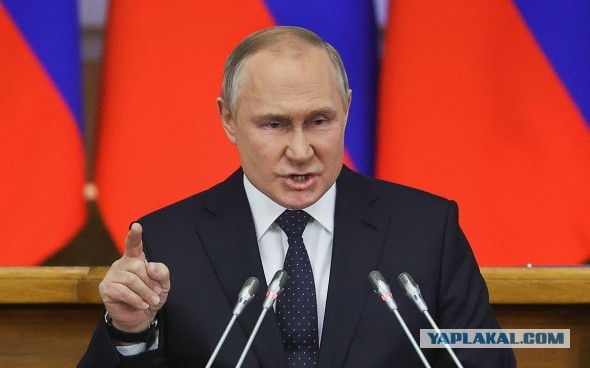 Путин пригрозил «молниеносным ударом» желающим вмешаться в ситуацию на Украине