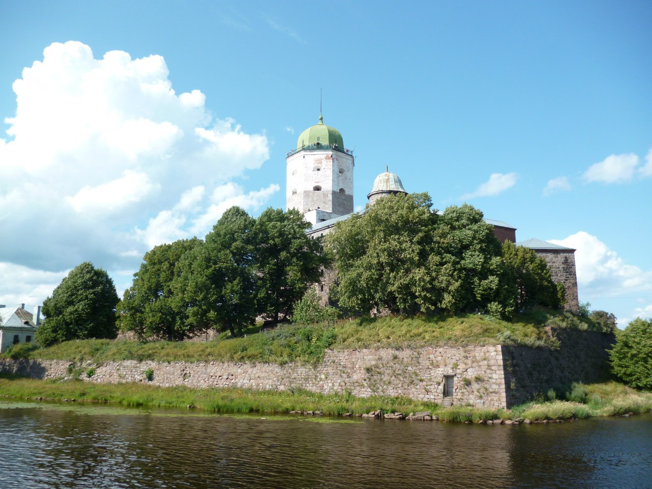 Что посмотреть в Выборге на машине: маршрут по интересным местам и достопримечат