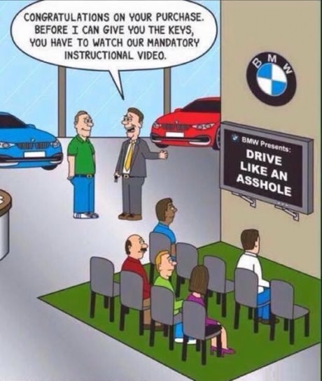 Водитель BMW разбил стекло "нивы" киркой