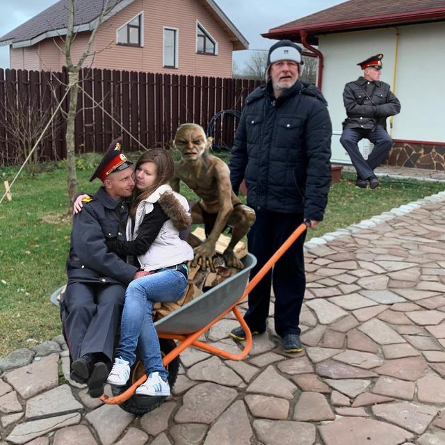 Дровишки в баню или "Гоблин" Пучков попал на фотожабу