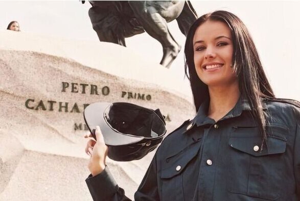 Девчата из 90-2000-х