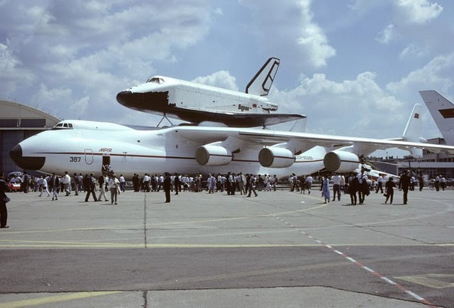 Самый большой самолет в мире - Antonov-2257621