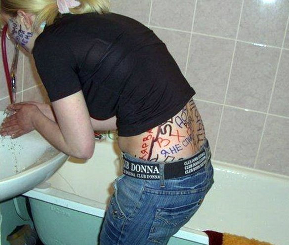 Ужасы и приколы из соцсетей 18+