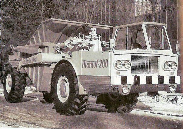 Игра на ЯПе: Угадай АВТО-9