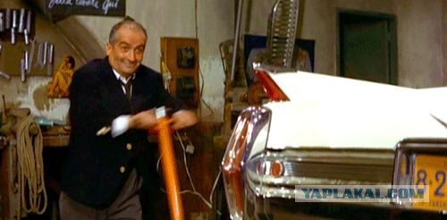 В Москве за 1,9 млн рублей продается рамный седан Cadillac Fleetwood 1994 года выпуска