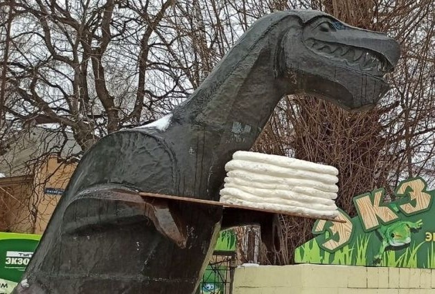 Носочки надели на зайку, которого бросила хозяйка
