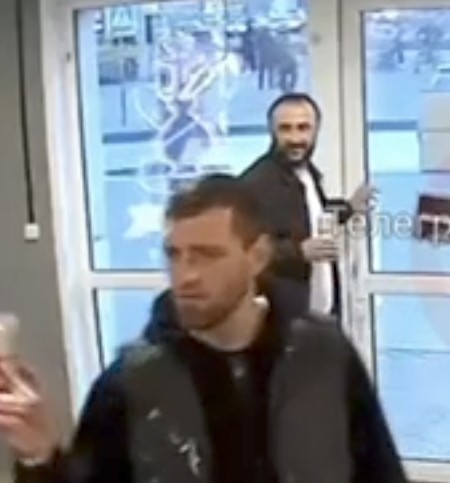 *БАЯН*В Ярославле двое в неадекватном состоянии зашли в вейп-шоп.