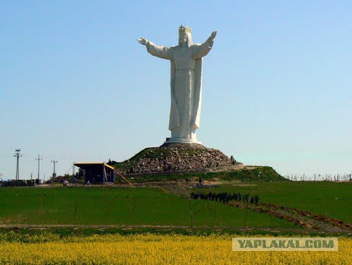 Волгограду сообщили, что он очень хочет поставить у себя статую Христа.