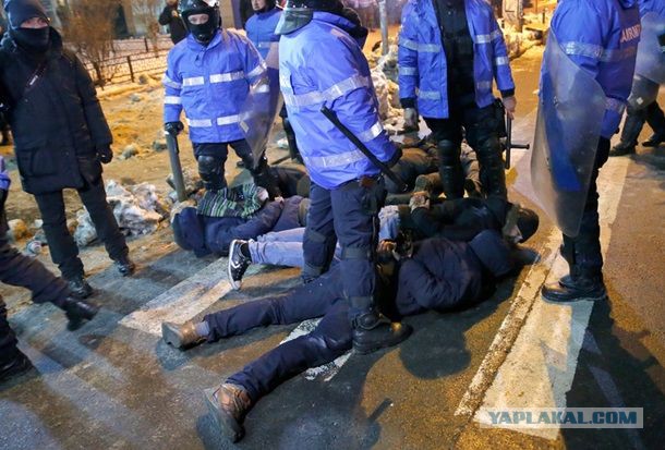 В Румынии 250 тысяч человек вышли на демонстрации против снятия обвинений с коррупционных чиновников
