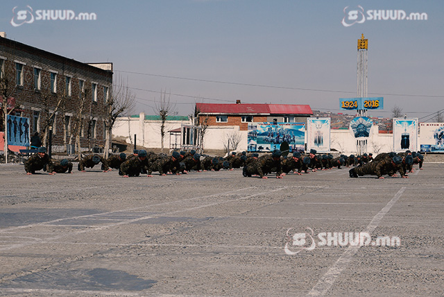 Монгольский почётный караул