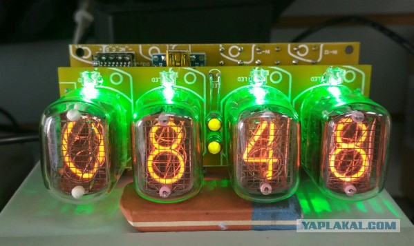 Ламповые часы на индикаторах Z5660M
