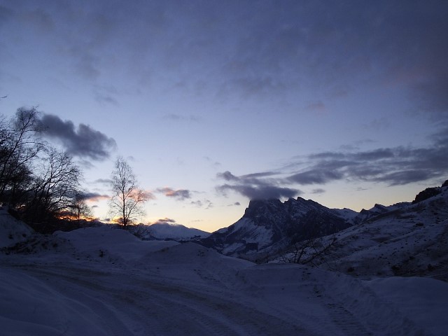 Вечный троешник. Лавр. В пятницу после победы.
