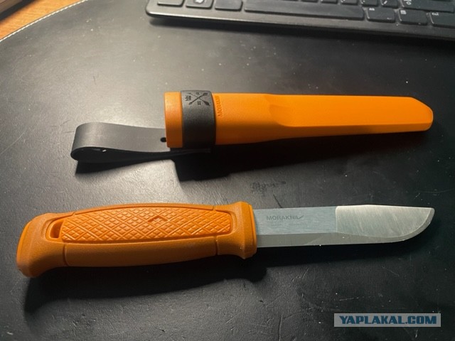 А что на кармане???