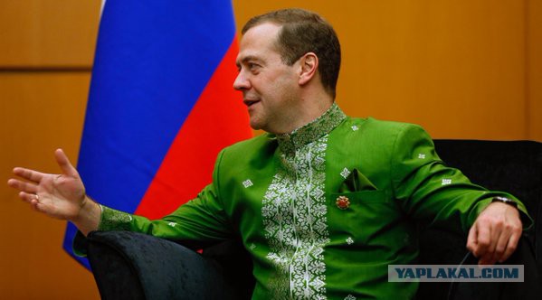 Дмитрий Медведев показал свои гаджеты...