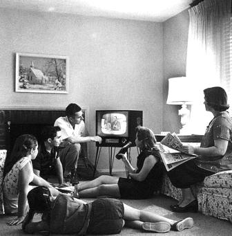 Год 1974. Так вот ты какой, цветной телевизор!