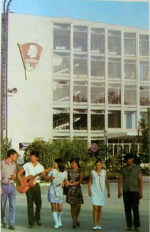 История в фотографиях