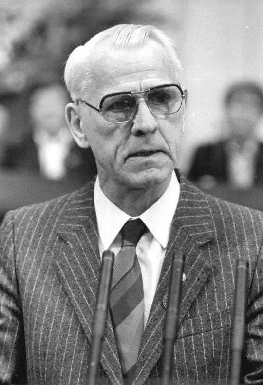 Еще ретрофото знаменитостей.