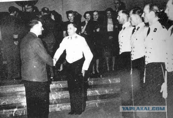 Фотографии второй мировой, многие цветные (фото)