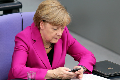 Меркель стала жертвой русских поклонников