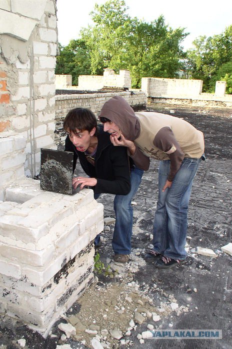 Фотожаба: Ребята на измене