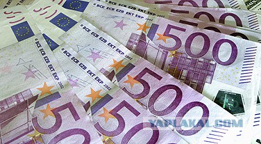Курс евро впервые в истории достиг 65 рублей