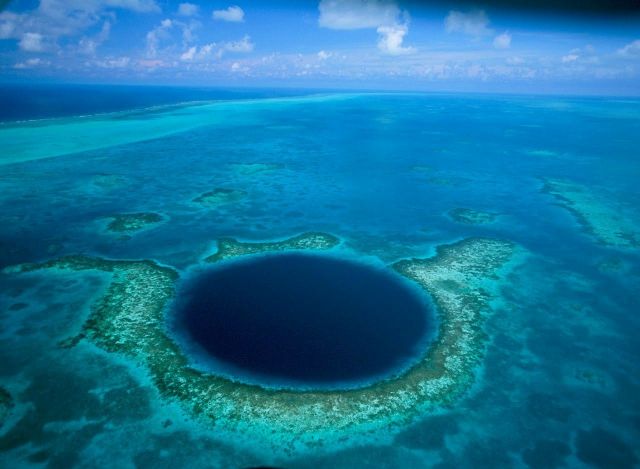 Голубая дыра (Great Blue Hole)