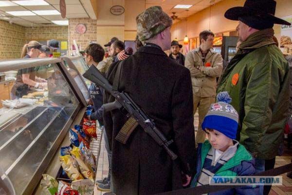 Вот как надо ходить в супермаркет если живёшь в Техасе