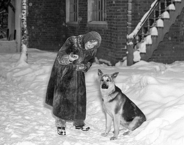 100 фотографий актеров советского кино (еще не замыленных Sh and Ze)