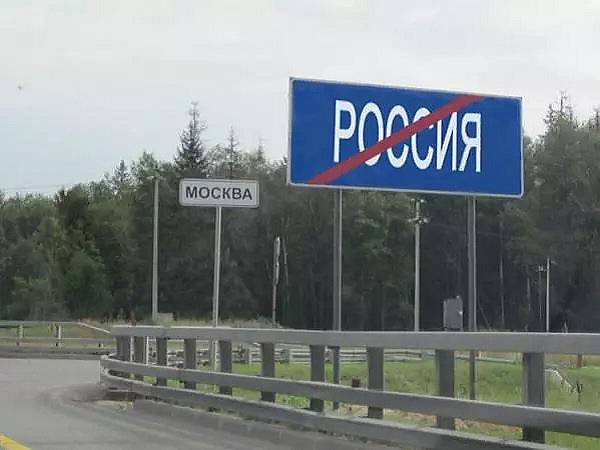 Это уже просто смешно... В Москве четверо налётчиков украли у двух безработных более 40 млн рублей