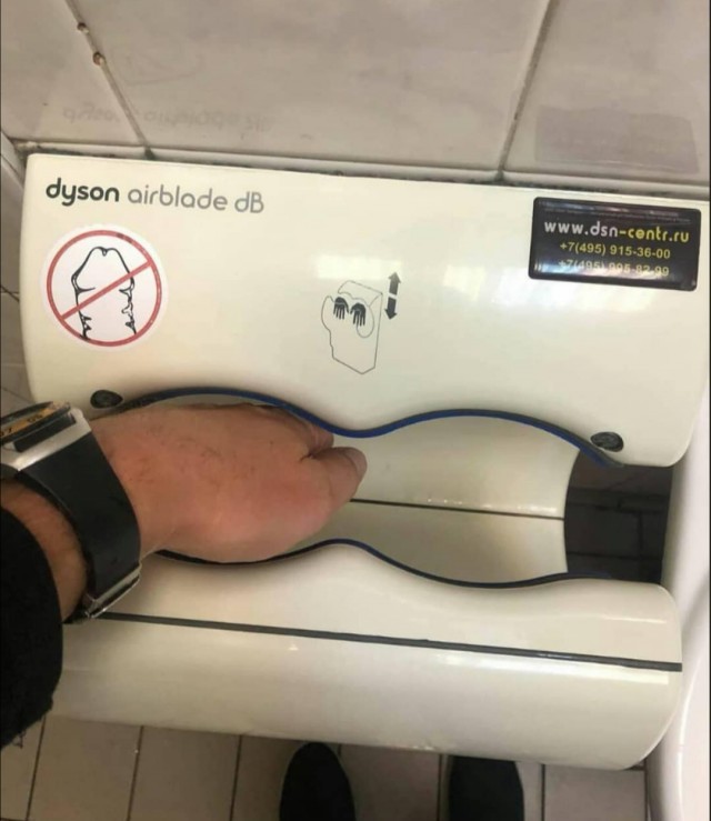 14744089.jpg