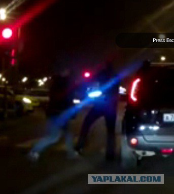 Водитель отхватил от пешехода