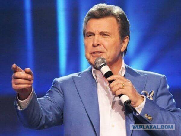 Лев Лещенко поставил на место Галкина, решившего его передразнить