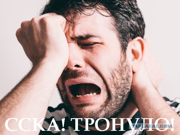 Три текилы этому джентльмену!