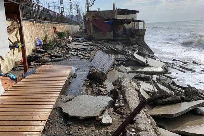 Решение наводнения. Меры по предупреждению последствий наводнений. Пути решения наводнения. Наводнение это определение кратко. Последствия при авариях на гидротехнических сооружениях.