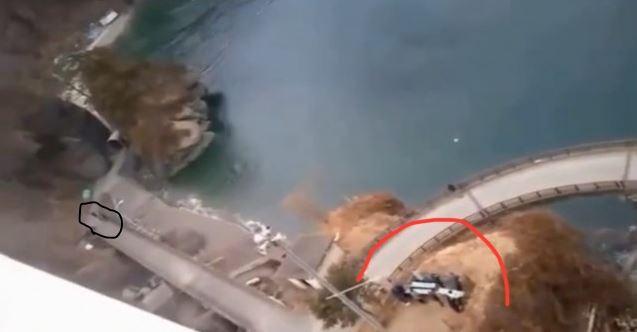 Начало цунами у побережья Японии