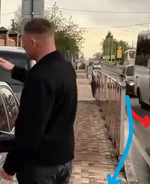 Это проигравший залетел?