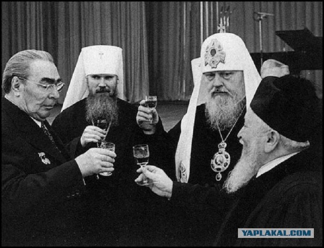 Леонид Ильич Брежнев на отдыхе и не только