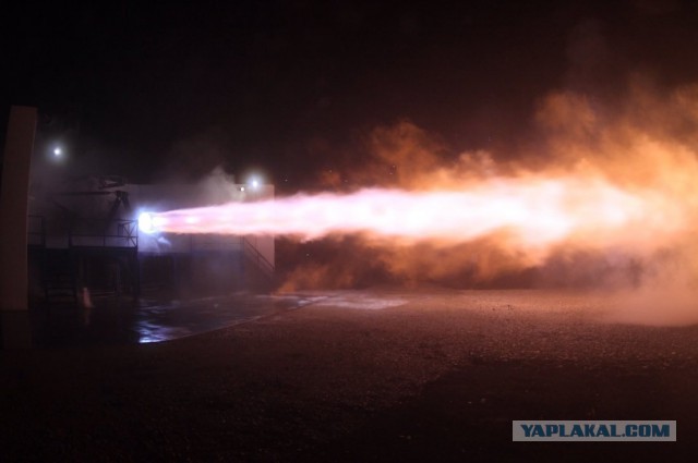 Новый двигатель для ракеты Falcon 9 взорвался во время испытаний