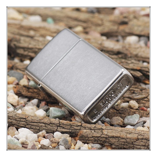 "Прометей 20-ого века ".  Американские зажигалки ZIPPO. Фото с завода.