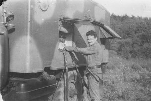 А давайте в честь праздника, выкладывать свои армейские фотки уважаемые яповцы