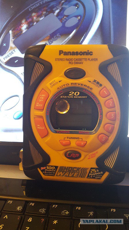 Отзыв на старый кассетный плеер Sony Walkman